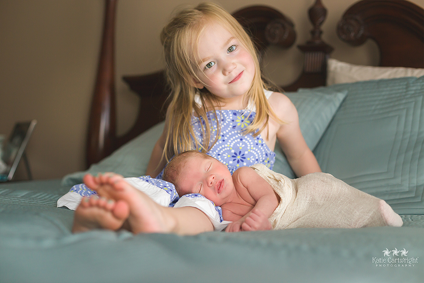 newborn with big sister, in home lifestyle newborn
